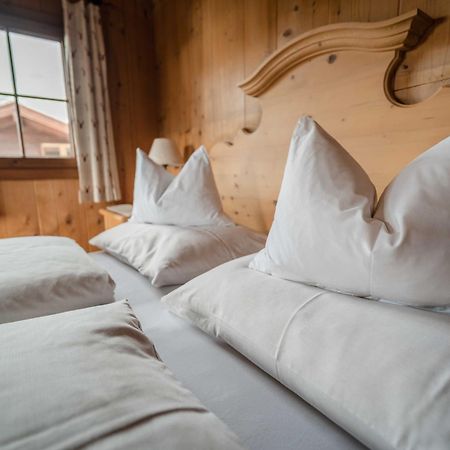 Gaestehaus Leirerhaeusl Alpbach Exteriör bild