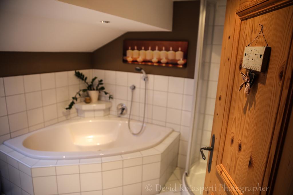 Gaestehaus Leirerhaeusl Alpbach Exteriör bild